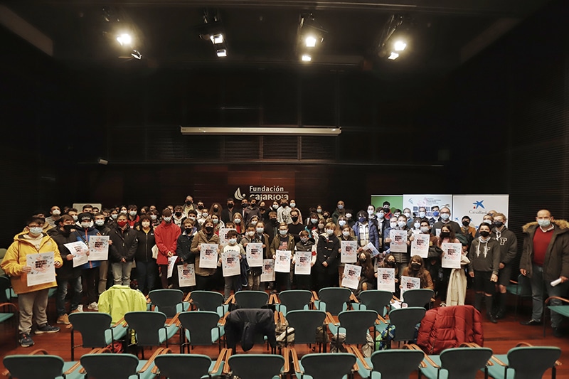 Ganadores de ‘Divulgaciencia 2021’, programa organizado por la Fundación Caja Rioja y CaixaBank