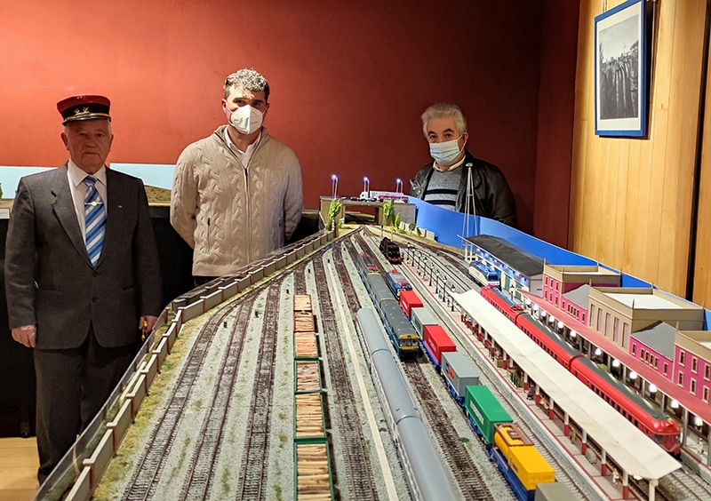 Más de 2.000 personas han visitado la exposición ‘El tren en miniatura’, en el Centro Fundación Caja Rioja La Merced