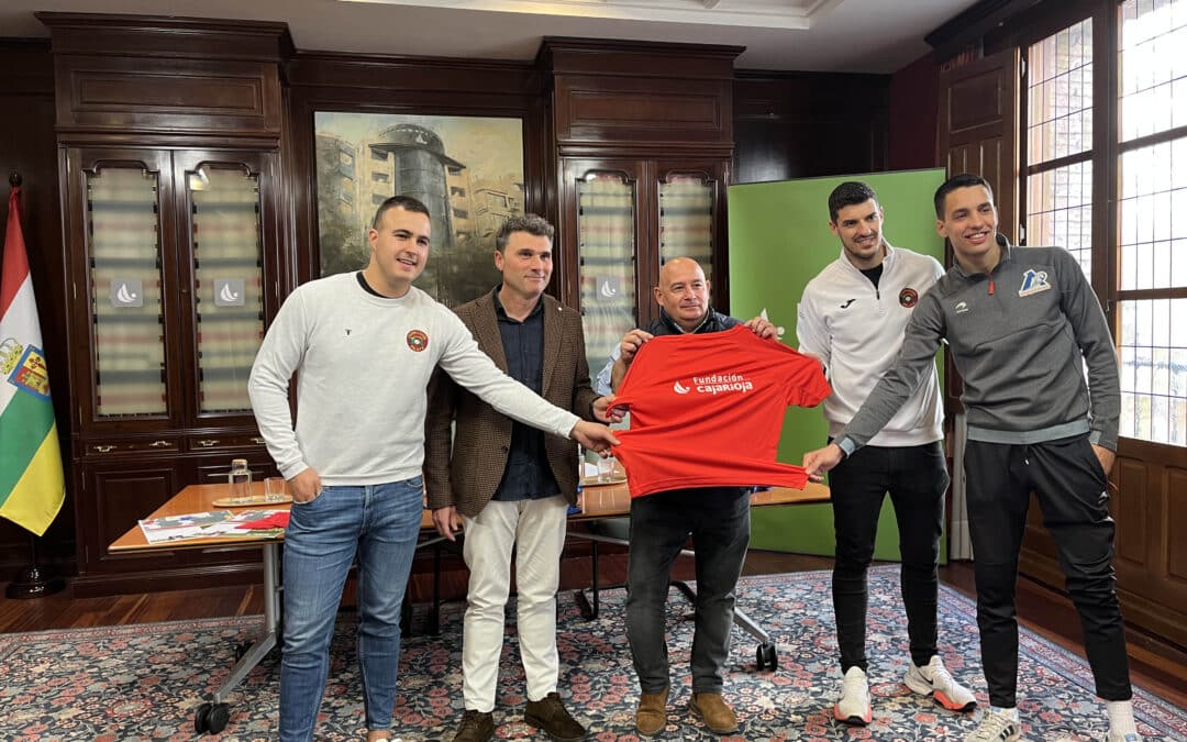 Fundación Caja Rioja presenta la edición número 49 del Torneo de Pelota, en el que participarán más de 200 pelotaris