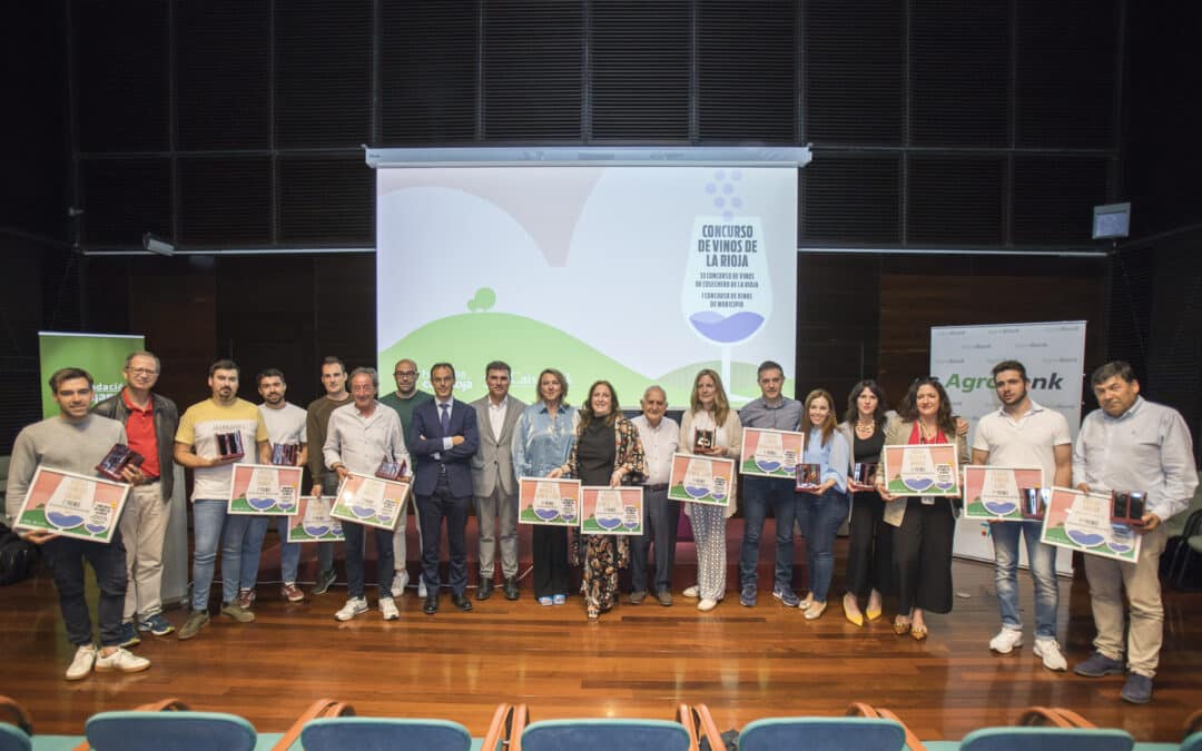 ‘Ilurce’, ‘Lagar de Cayo’ y ‘Chirimendo’ se coronan en la 33ª edición del ‘Concurso de Vinos de Cosechero’, y Bodegas Marqués de Reinosa por su tempranillo blanco ‘Colección Privada’ inauguran el primer premio del ‘Concurso de Vinos de Municipio’