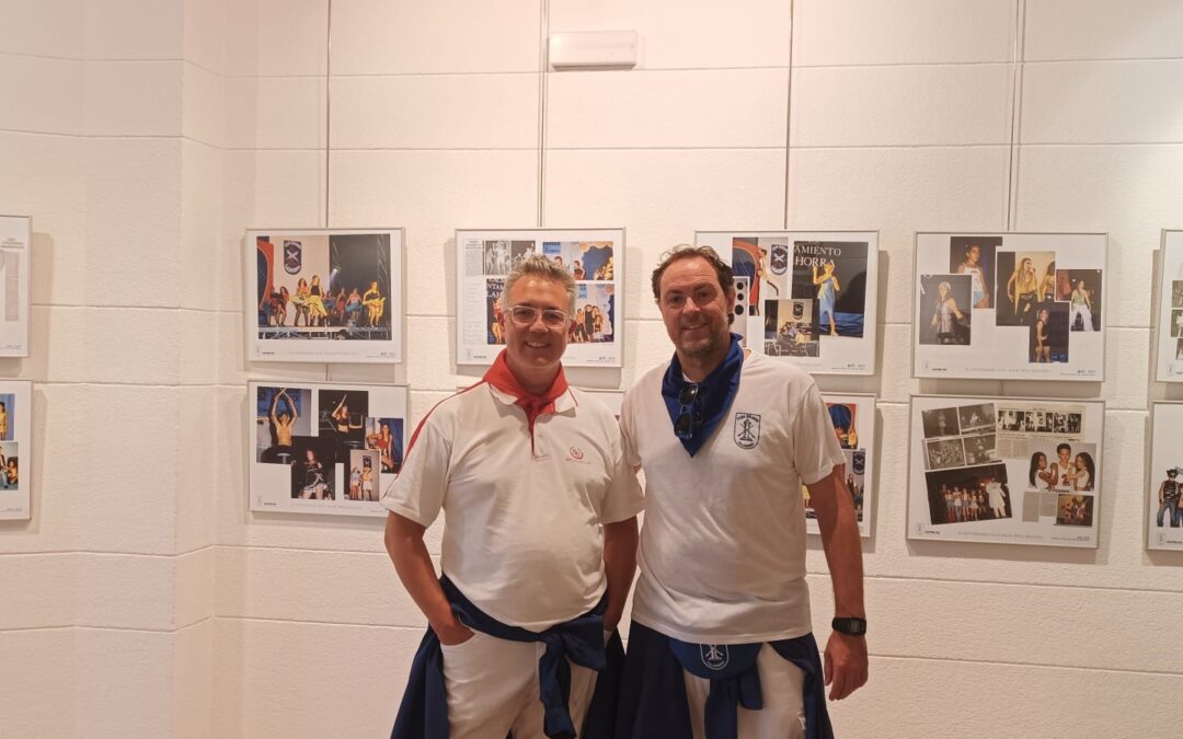 Inaugurada en el Centro Fundación Caja Rioja de Calahorra la exposición fotográfica que celebra los 25 años de la Peña Riojana