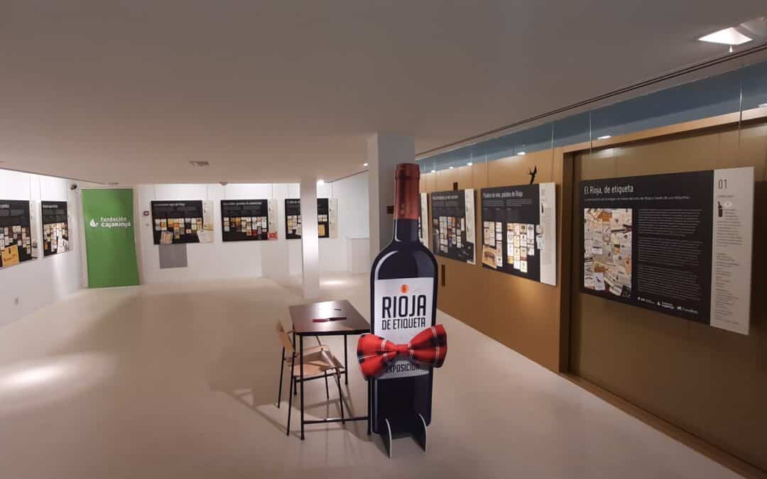 El Centro Fundación Caja Rioja Haro acoge la exposición “El Rioja de etiqueta”