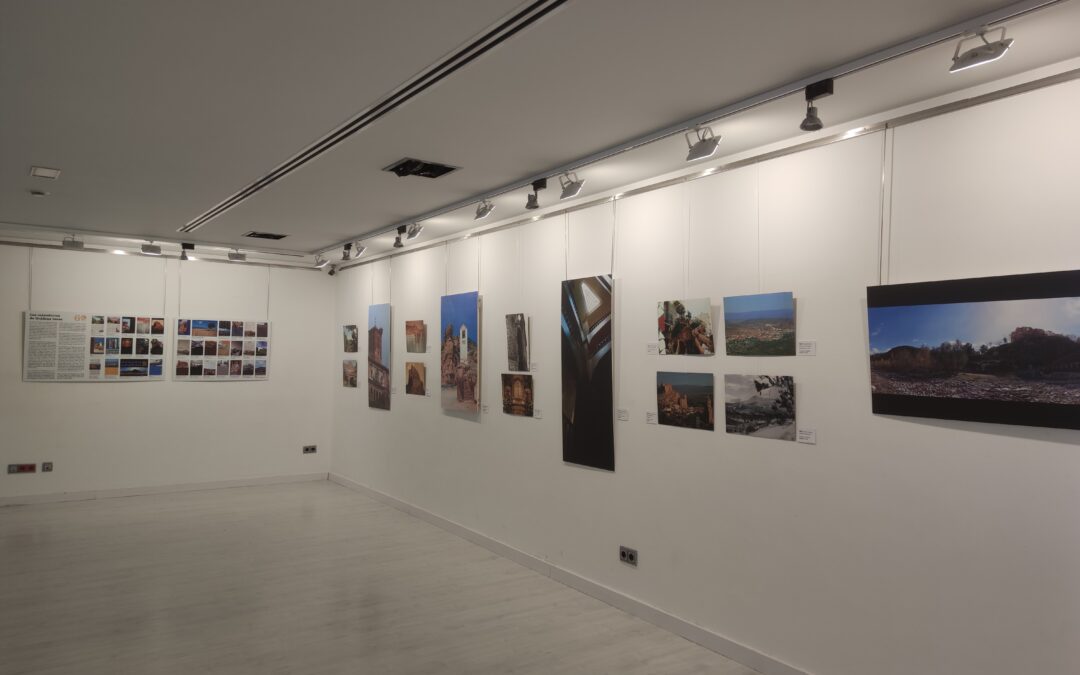 El Centro Fundación Caja Rioja Arnedo alberga la exposición fotográfica “Los calendarios de Gráficas Isasa”