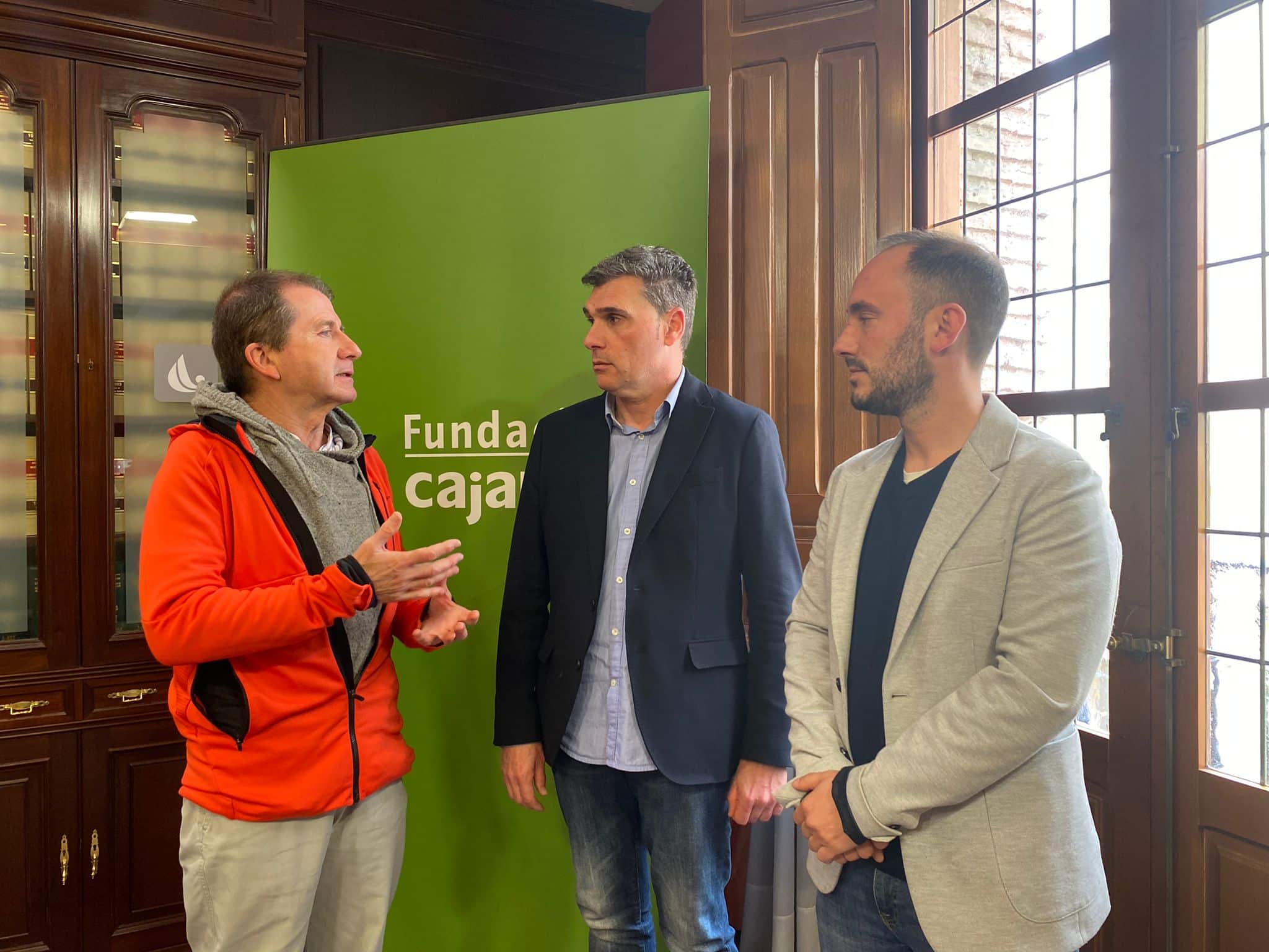 Fundación Caja Rioja comienza en Pradejón un proyecto medioambiental para la recuperación natural de un soto ubicado en el río Ebro