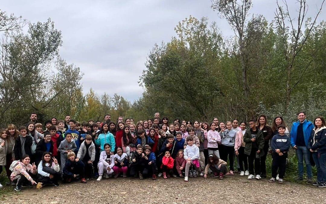 El gerente de Fundación Caja Rioja y el director general de Medio Natural y Paisaje visitan un soto del Ebro situado en Pradejón