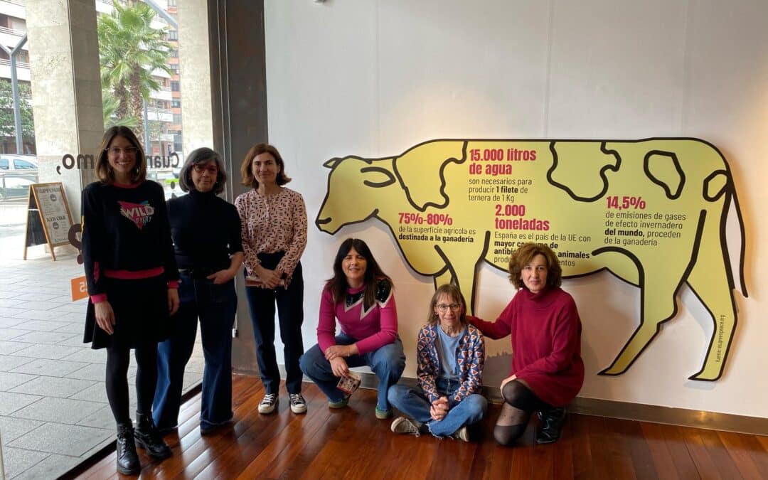 La exposición “Cuando como, ¿qué como?”, incluida en el Programa Abierto de la Universidad Popular y Fundación Caja Rioja