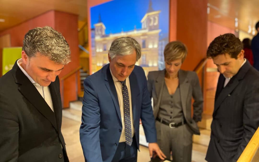 El Instituto de Estudios Riojanos muestra su historia y patrimonio en una exposición que puede visitarse en el Centro Fundación Caja Rioja La Merced