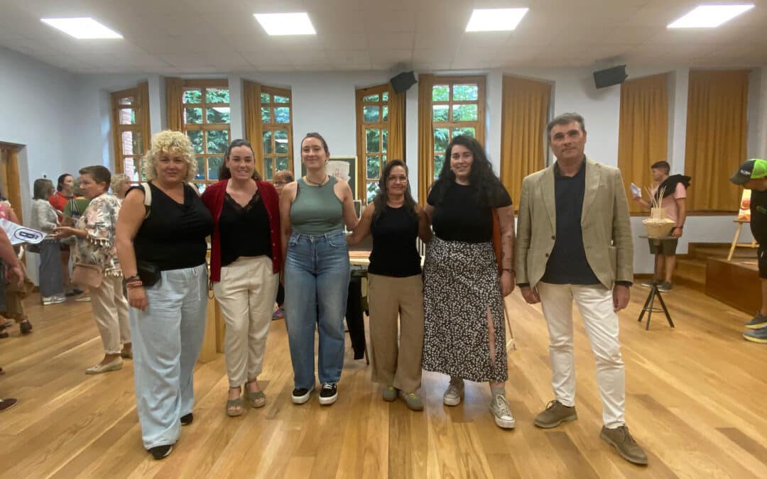 “Arte sucio. Del taller a la sala de exposiciones” puede visitarse en Baños de Río Tobía gracias a la colaboración de Fundación Caja Rioja y Bañarte