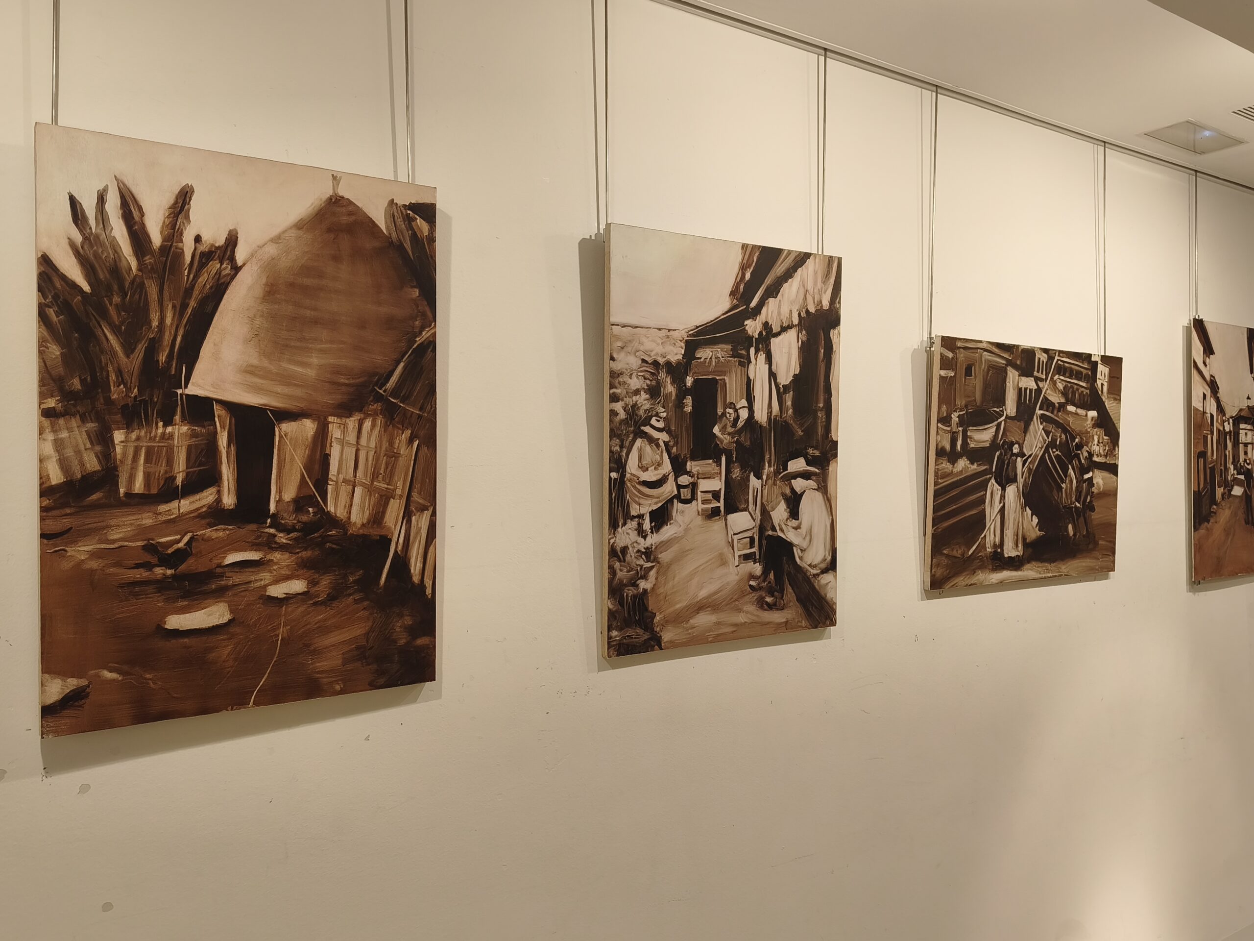 Comienza en el Centro Fundación Caja Rioja Santo Domingo de la Calzada la exposición de pintura de Nadia Labied titulada «Umbral»